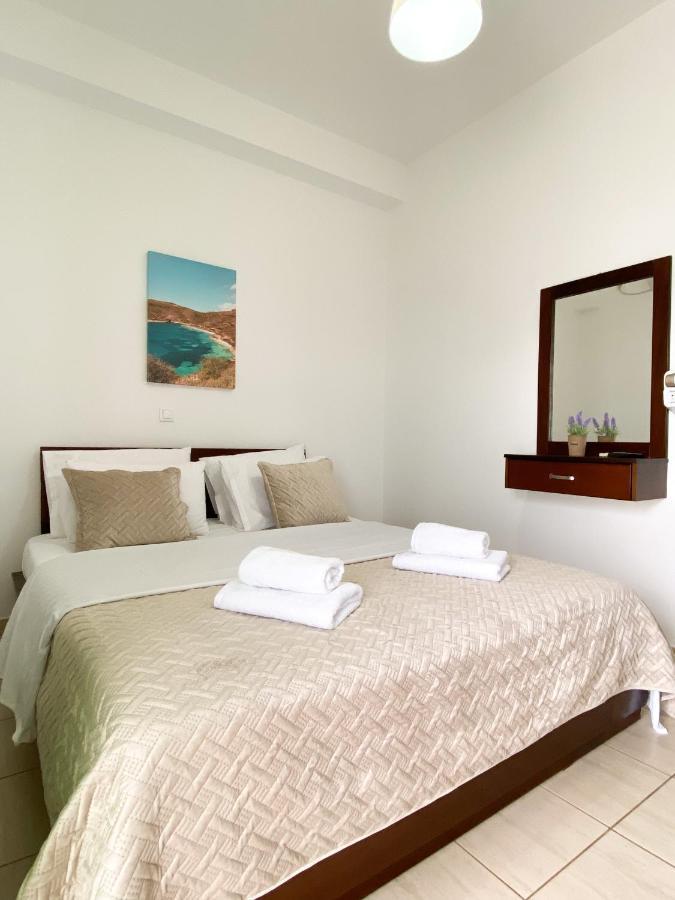 Acta'S Rooms Himarë Exteriér fotografie