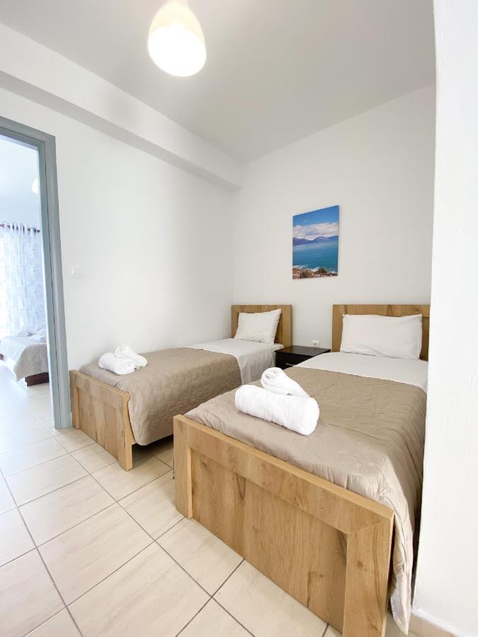 Acta'S Rooms Himarë Exteriér fotografie