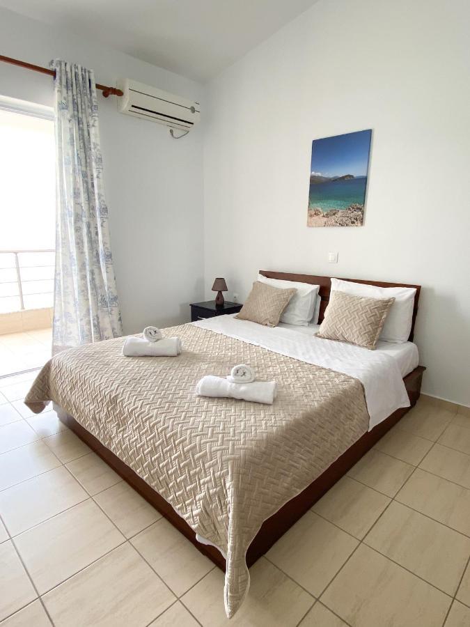 Acta'S Rooms Himarë Exteriér fotografie