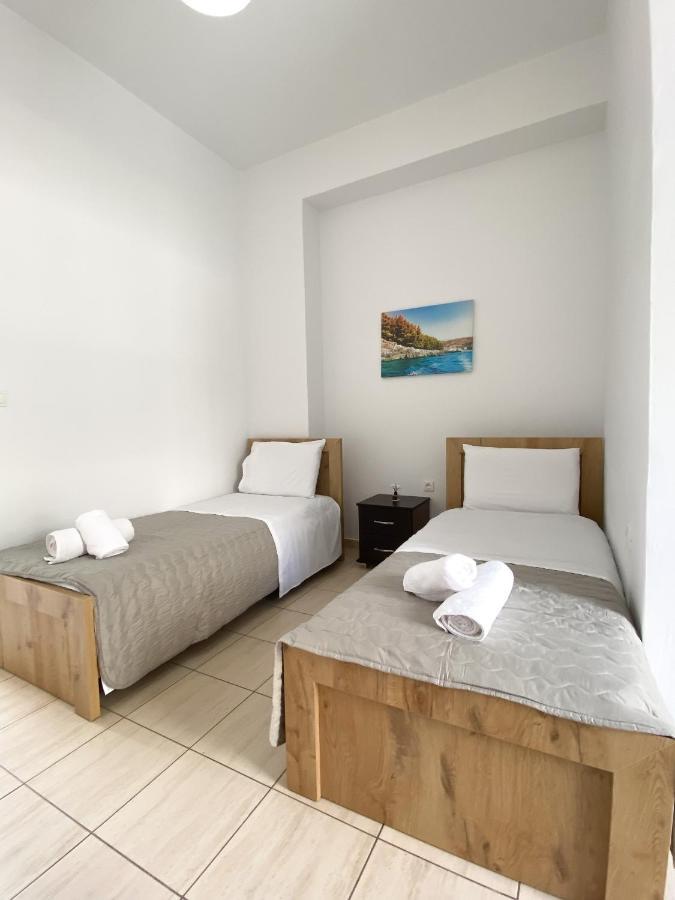 Acta'S Rooms Himarë Exteriér fotografie